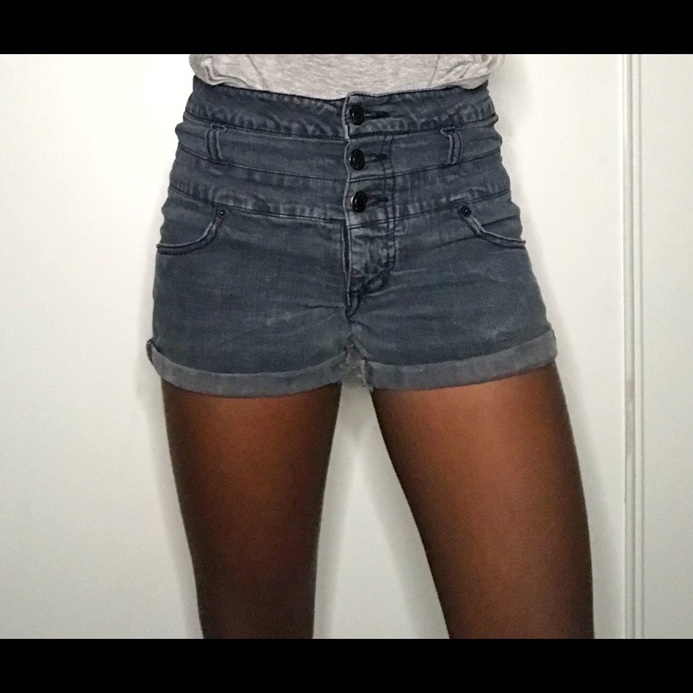 MOSSIMO SUPPLY CO.- high-waisted shorts